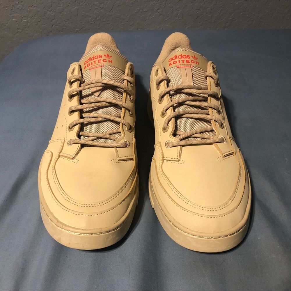 Adidas Originals Men's Beige Savanna Supercourt Sneakers FV4656 Used Sz 11